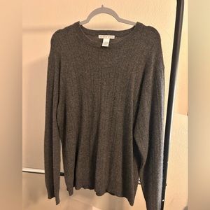 Men’s pullover cashmere sweater